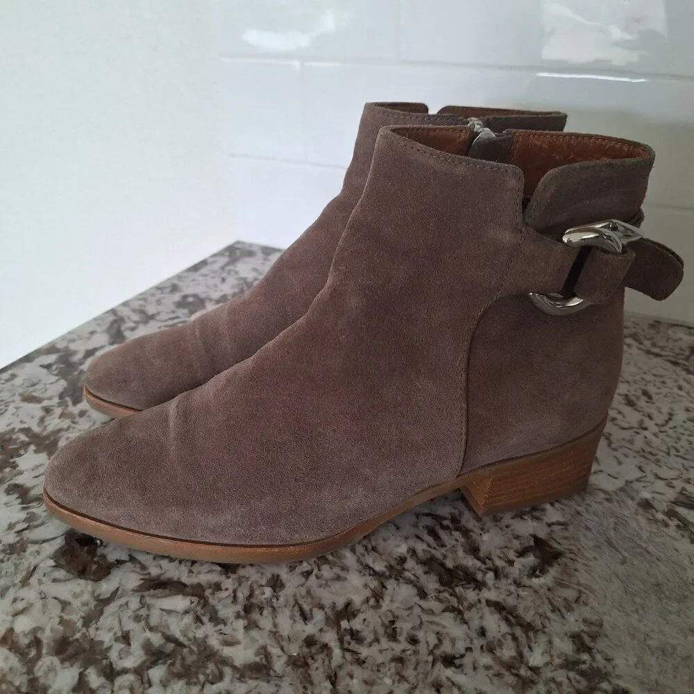 Aqutalia Suede Ankle  Booties‎ Size 6.5